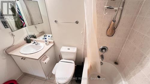 3310 - 18 Spring Garden Avenue, Toronto, ON - Indoor Photo Showing Bathroom