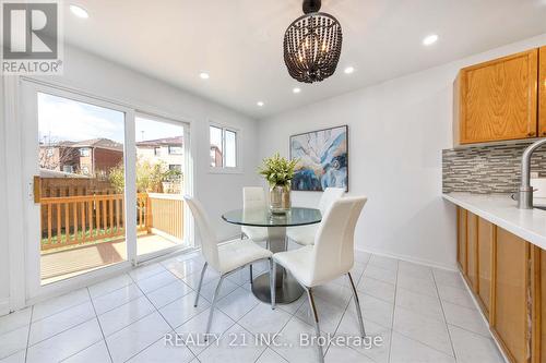 130 Morningview Trail, Toronto, ON - Indoor Photo Showing Dining Room