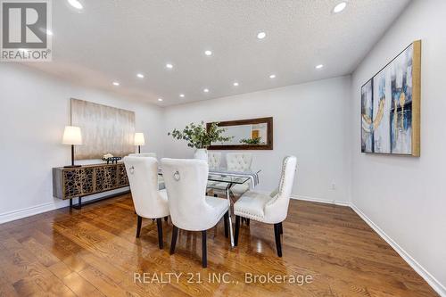 130 Morningview Trail, Toronto, ON - Indoor Photo Showing Dining Room