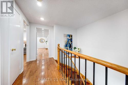 130 Morningview Trail, Toronto, ON - Indoor Photo Showing Other Room