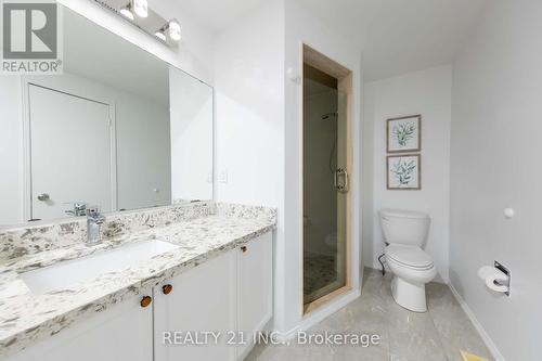 130 Morningview Trail, Toronto, ON - Indoor Photo Showing Bathroom