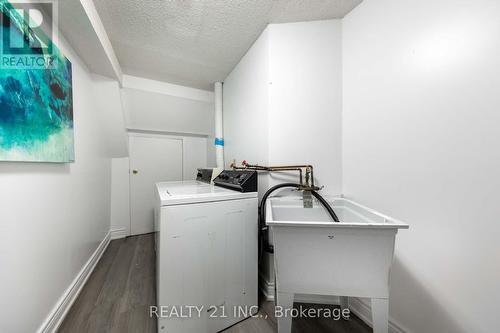 130 Morningview Trail, Toronto, ON - Indoor Photo Showing Laundry Room