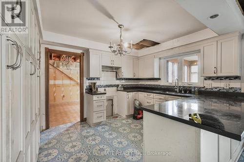 1010 Ritson Road N, Oshawa, ON - Indoor Photo Showing Kitchen With Double Sink