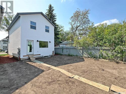 1036 4Th Street E, Saskatoon, SK - Outdoor