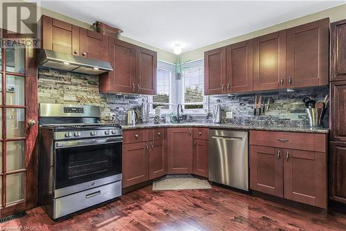 265 Elizabeth Street W, Durham, ON - Indoor Photo Showing Kitchen