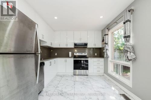 1875 Dalhousie Crescent, Oshawa, ON - Indoor Photo Showing Kitchen With Stainless Steel Kitchen