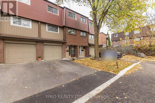 49 - 1310 Fieldlight Boulevard, Pickering, ON - Outdoor