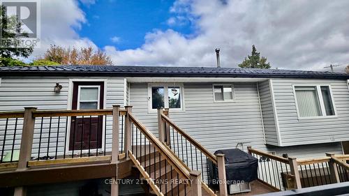 52 Water Street, Chatham-Kent, ON - Outdoor With Deck Patio Veranda With Exterior