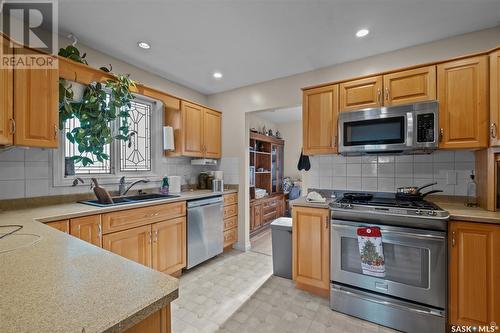 928 Sanderson Crescent, Prince Albert, SK - Indoor Photo Showing Kitchen With Double Sink