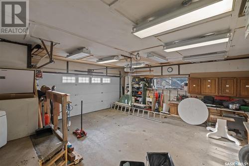 928 Sanderson Crescent, Prince Albert, SK - Indoor Photo Showing Garage