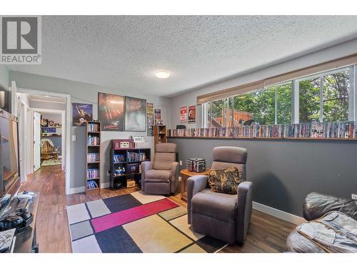 5951 71 Avenue Ne, Salmon Arm, BC - Indoor