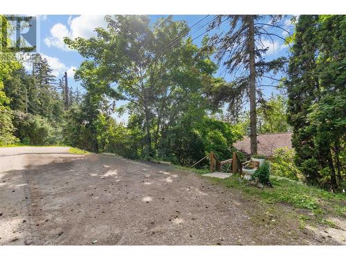 5951 71 Avenue Ne, Salmon Arm, BC - Outdoor