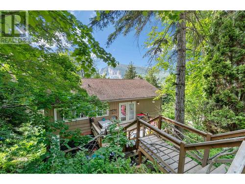 5951 71 Avenue Ne, Salmon Arm, BC - Outdoor