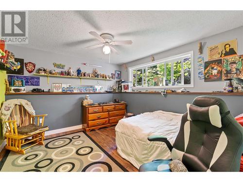 5951 71 Avenue Ne, Salmon Arm, BC - Indoor Photo Showing Other Room