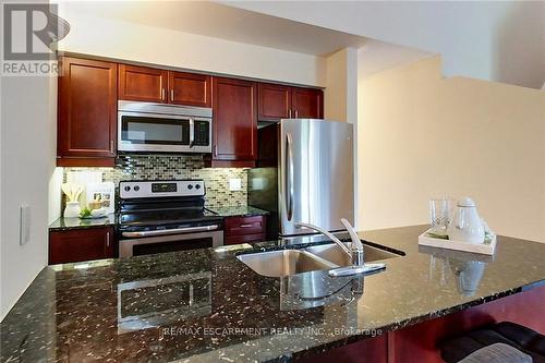 302 - 8 Brandy Lane Drive, Collingwood, ON - Indoor Photo Showing Kitchen With Double Sink