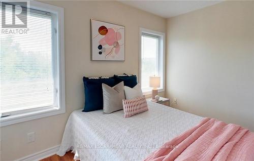 302 - 8 Brandy Lane Drive, Collingwood, ON - Indoor Photo Showing Bedroom