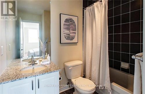 302 - 8 Brandy Lane Drive, Collingwood, ON - Indoor Photo Showing Bathroom