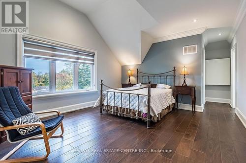 228 Tweedsdale Crescent, Oakville, ON - Indoor Photo Showing Bedroom