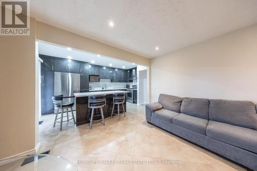 45 Hornchurch Crescent, Markham, ON - Indoor Photo Showing Other Room