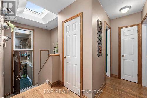 1332 Canvey Crescent S, Mississauga, ON - Indoor Photo Showing Other Room