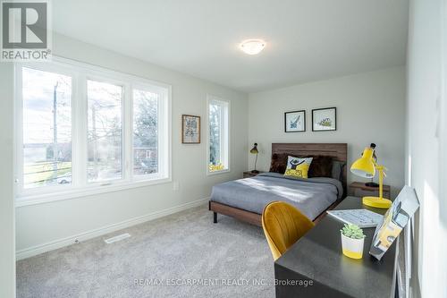 210 - 2620 Binbrook Road E, Hamilton, ON - Indoor Photo Showing Bedroom