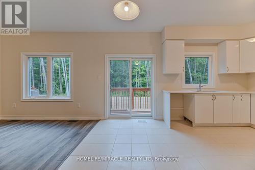 385 Beechwood Forest Lane, Gravenhurst, ON - Indoor