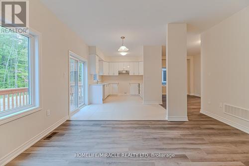 385 Beechwood Forest Lane, Gravenhurst, ON - Indoor Photo Showing Other Room