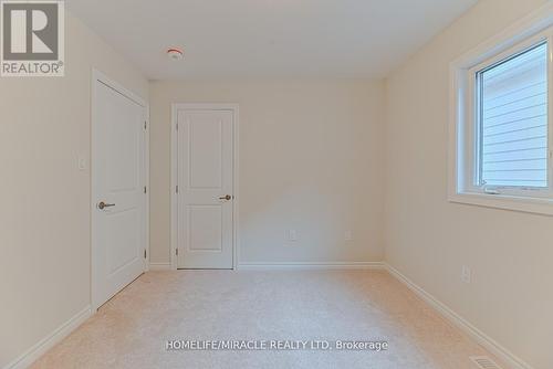 385 Beechwood Forest Lane, Gravenhurst, ON - Indoor Photo Showing Other Room