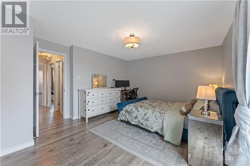 911 Elmsmere Road Unit#B, Ottawa, ON - Indoor Photo Showing Bedroom