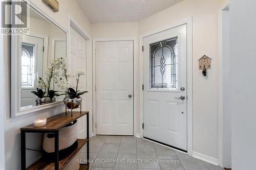 1098 Stephenson Drive, Burlington, ON - Indoor Photo Showing Other Room