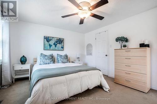 1098 Stephenson Drive, Burlington, ON - Indoor Photo Showing Bedroom