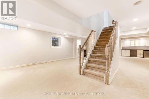 1030 Old Oak Drive, Oakville, ON - Indoor