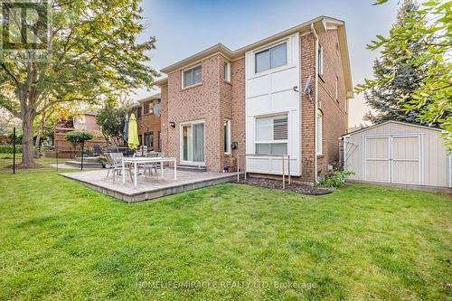 1030 Old Oak Drive, Oakville, ON - Outdoor