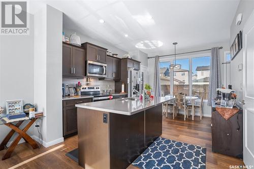 349 Brighton Boulevard, Saskatoon, SK - Indoor Photo Showing Kitchen With Double Sink