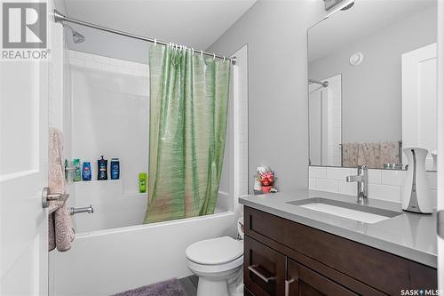 349 Brighton Boulevard, Saskatoon, SK - Indoor Photo Showing Bathroom