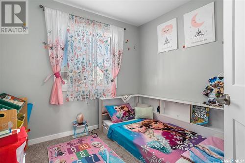 349 Brighton Boulevard, Saskatoon, SK - Indoor Photo Showing Bedroom