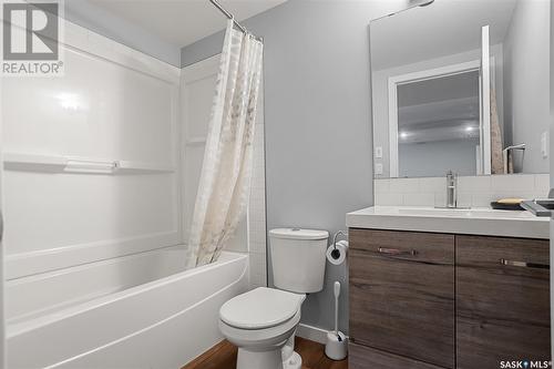 349 Brighton Boulevard, Saskatoon, SK - Indoor Photo Showing Bathroom