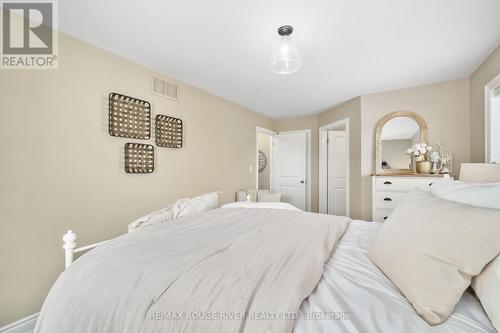 99 Greenaway Circle, Port Hope, ON - Indoor Photo Showing Bedroom