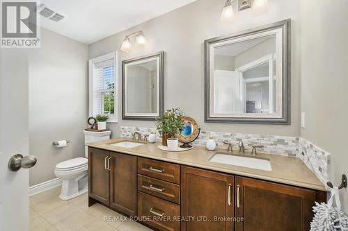 99 Greenaway Circle, Port Hope, ON - Indoor Photo Showing Bathroom