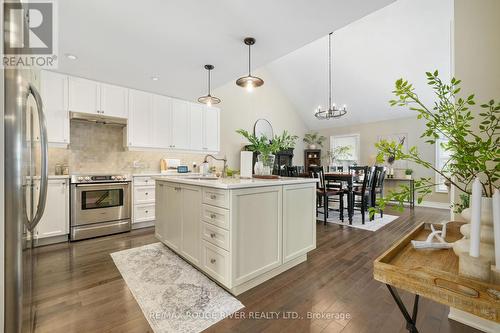 99 Greenaway Circle, Port Hope, ON - Indoor Photo Showing Kitchen With Upgraded Kitchen