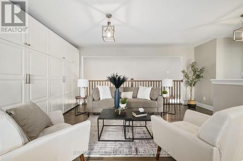 99 Greenaway Circle, Port Hope, ON - Indoor Photo Showing Living Room