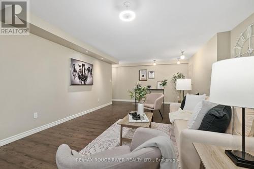 99 Greenaway Circle, Port Hope, ON - Indoor Photo Showing Living Room