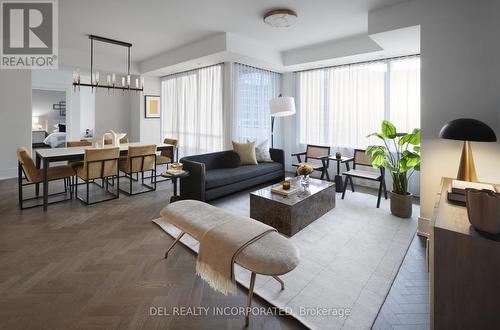 509 - 455 Wellington Street W, Toronto, ON - Indoor Photo Showing Living Room