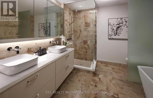 509 - 455 Wellington Street W, Toronto, ON - Indoor Photo Showing Bathroom