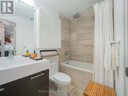 526 - 90 Broadview Avenue, Toronto, ON - Indoor Photo Showing Bathroom