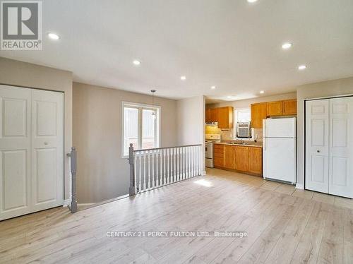 Coach - 38 Milroy Lane, Markham, ON - Indoor Photo Showing Kitchen