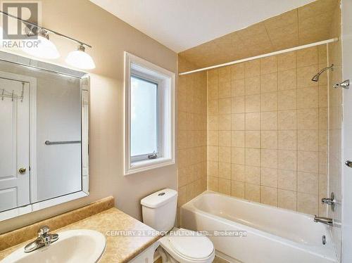 Coach - 38 Milroy Lane, Markham, ON - Indoor Photo Showing Bathroom