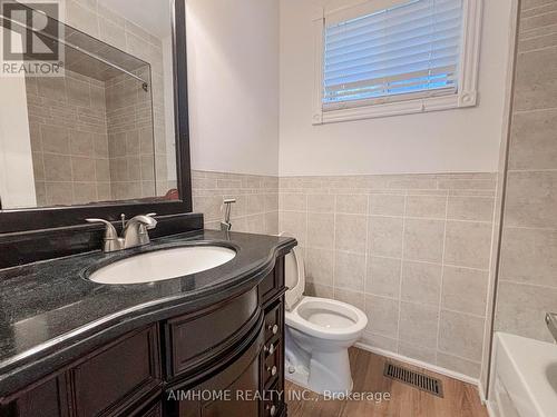 57 Gladman Avenue, Newmarket, ON - Indoor Photo Showing Bathroom