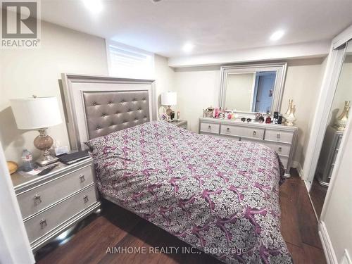 57 Gladman Avenue, Newmarket, ON - Indoor Photo Showing Bedroom