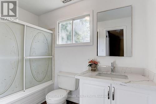 359 Adeline Drive, Georgina, ON - Indoor Photo Showing Bathroom